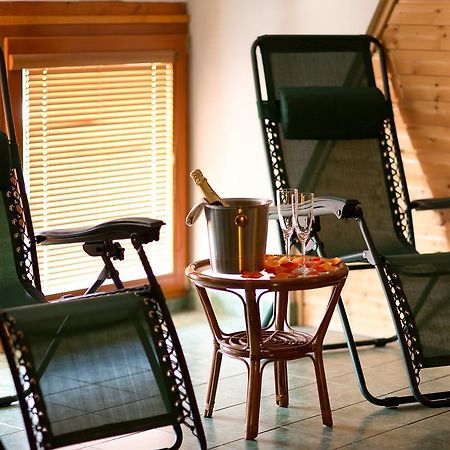 Farma Ptyrov Hotell Mnichovo Hradiště Exteriör bild