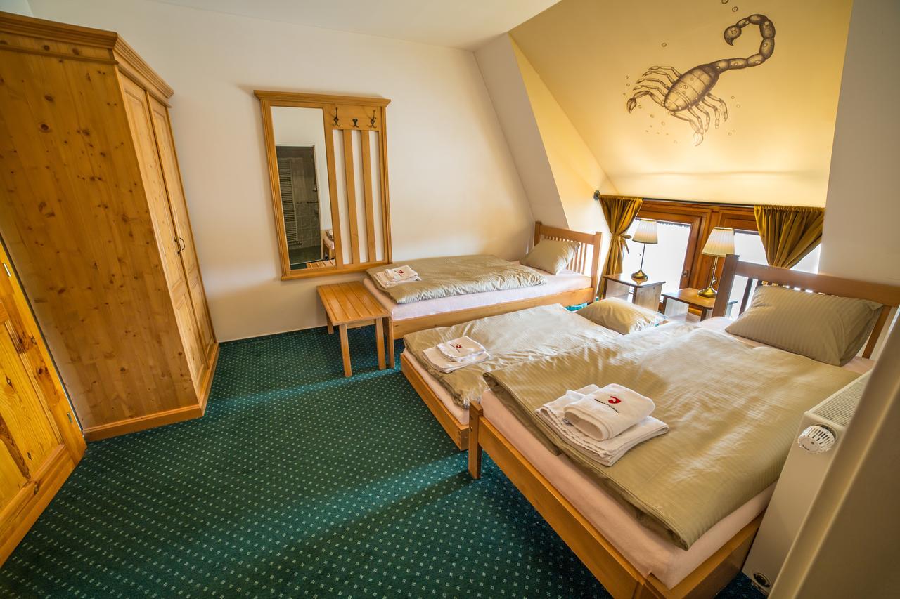 Farma Ptyrov Hotell Mnichovo Hradiště Exteriör bild